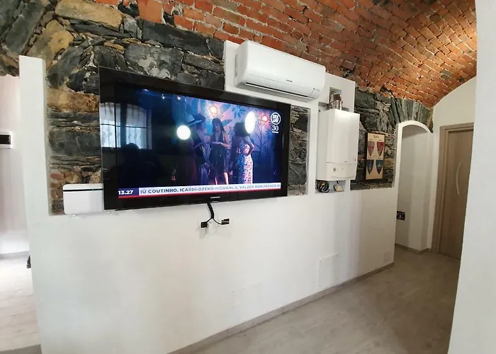 5 Terre E Dintorni House * لا سبيتسْيا